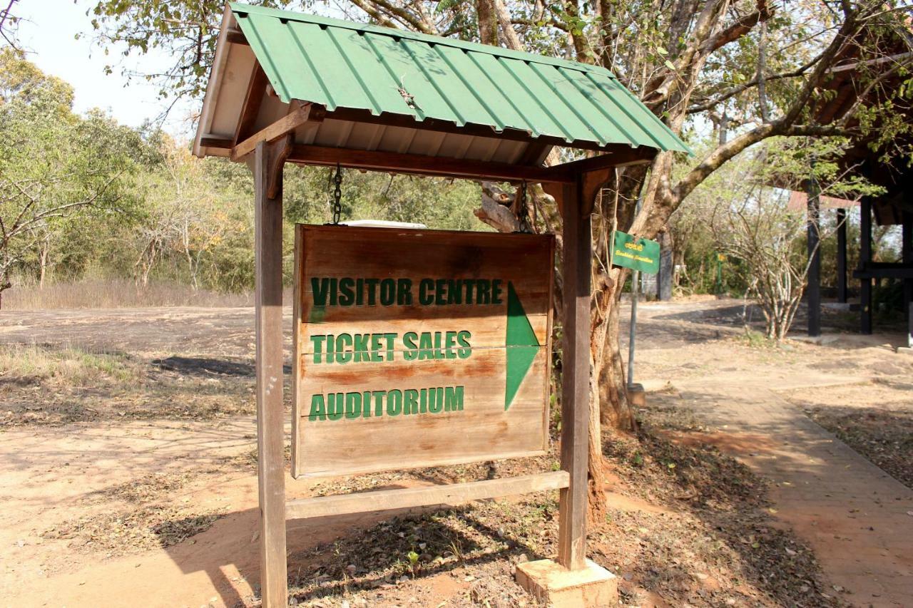 Wasgamu Safari Lodge Wasgamuwa ภายนอก รูปภาพ